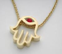 18K Gold Hamsa Pendant / Necklace